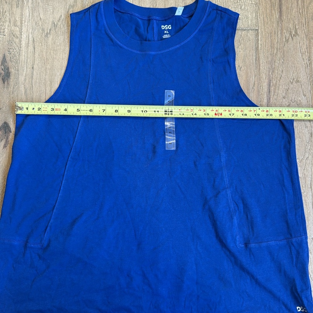 NWT Women’s XL Retro Muscle Tank DSG Cobalt Punch - Picture 10 of 12